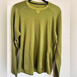 Patagonia Men's Crewneck Sweater in Moss Green